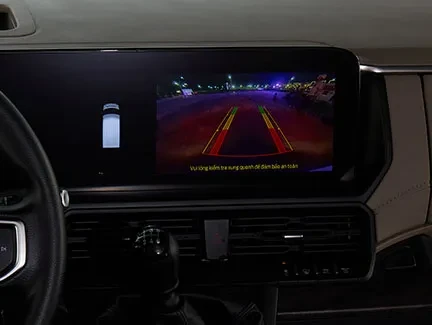 Lái xe an toàn hơn với camera lùi